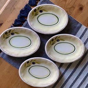 Crate&Barrel Appetizer Plate Set